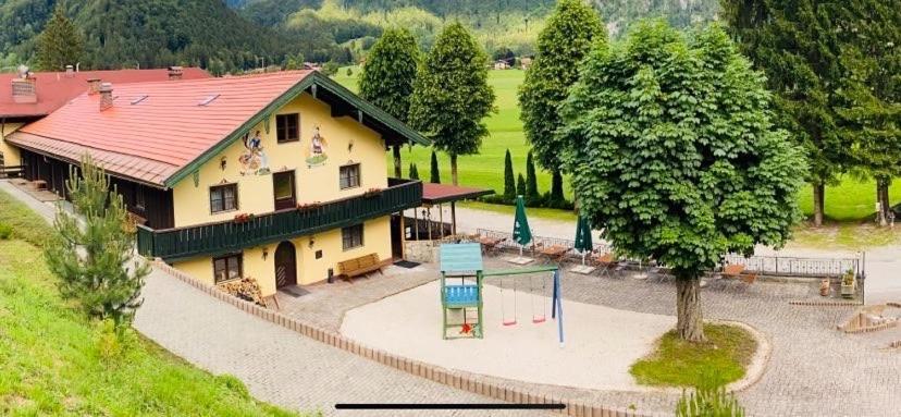 Hotel-Gasthof Sonnenbichl Oberwoessen Exterior photo